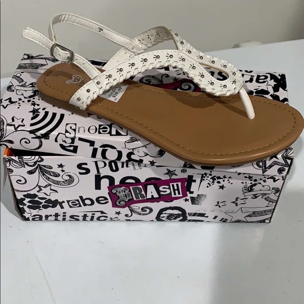 Brash White/Tan Women’s Sandals Size 61/2